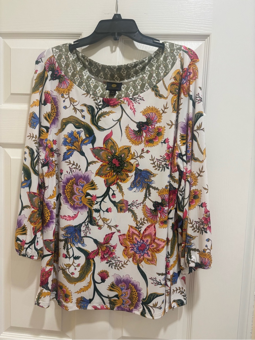 JM Collection White Floral Scoop Neck Tunic with Multicolor Print